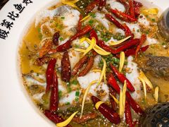 老坛子酸菜鱼（鲈鱼3-4人份）-太二酸菜鱼(广州IFC国金天地店)