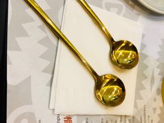 餐具摆设-MUSANG KING猫山王(龙湖杭州滨江天街店)