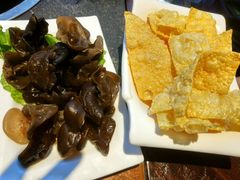 -大匠工房古船木艺术餐厅·猪肚鸡专门店(长白仙岛店)