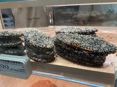 -HOT CRUSH趁热集合·现烤面包(环球港店)