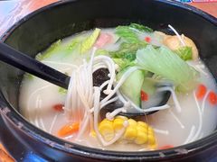 -老妈米线(港龙店)