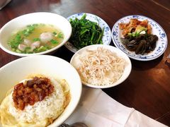 -阿英卤肉饭