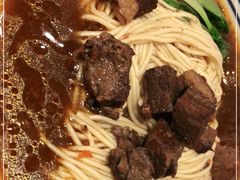 -霸蛮湖南菜·牛肉粉(荣京西街店)