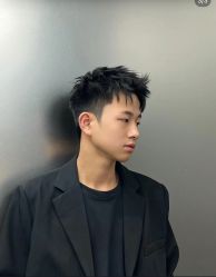 -海文先生国潮烫染男士理发馆