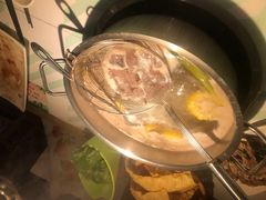 -花田煮鲜牛肉火锅(钟楼众汇店)
