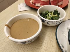 -洞庭洲·防空洞火锅·铜锅涮肉·烧烤(新百广场店)