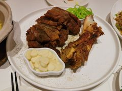 德国脆皮咸猪肘-茉里粤菜(皇姑万象汇店)