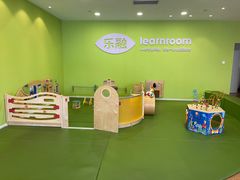 -乐融婴幼儿成长中心(四季青校区)