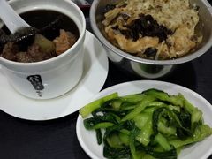 蒸饭炖汤-信行丰炖品皇店(光孝路店)