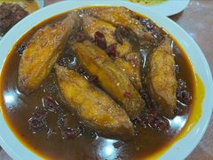 烧蝶鱼-巷子深菜馆·津门肘子(滨海店)