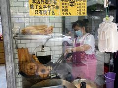 -覃肥叔桂林米粉(粮道街店)