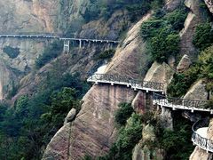 -玻璃桥景区石牛寨