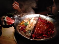 -湊湊火锅·茶憩(杭州湖滨银泰in77店)