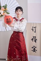 -桃子造型婚纱礼服(凤起广场店)