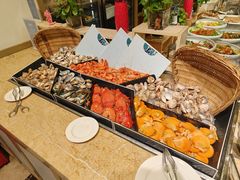 -大中华希尔顿酒店-念自助餐·嗨啤·小龙虾