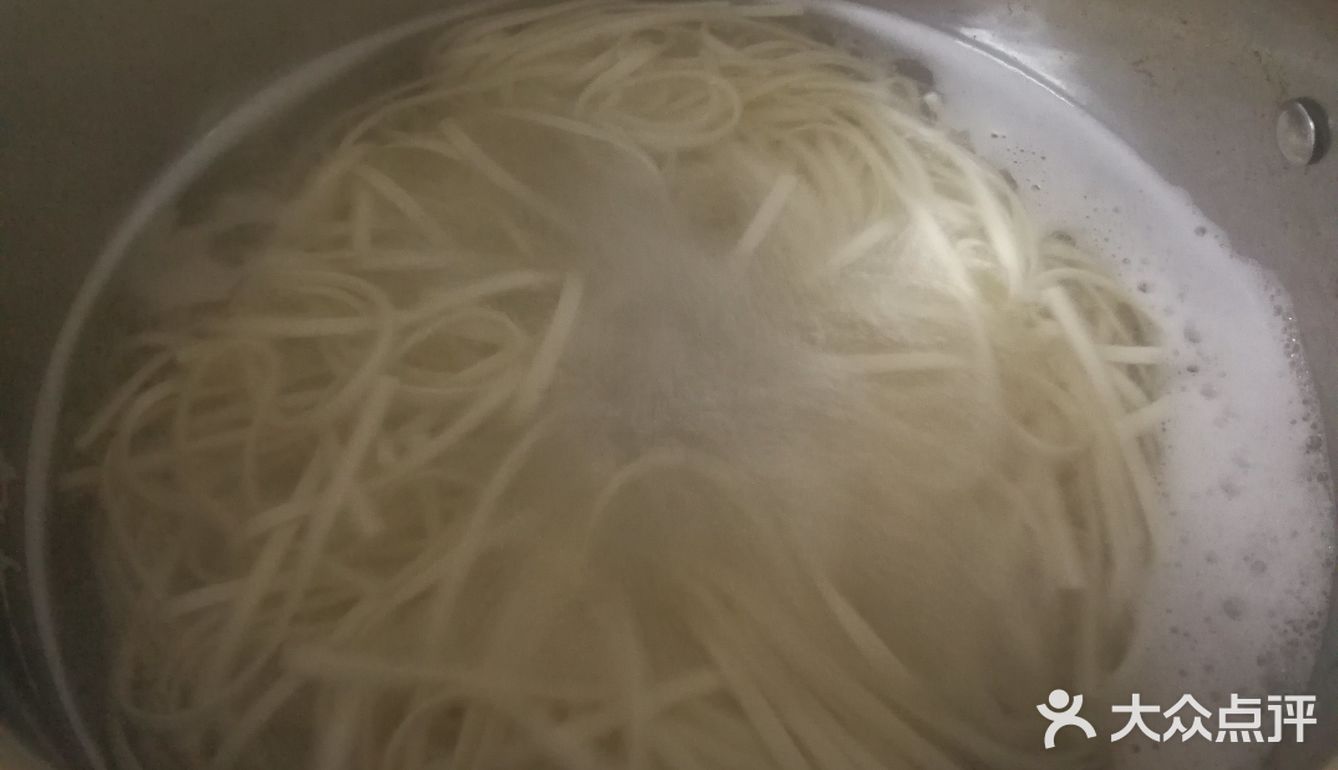 小时候妈妈的味道，番茄煎蛋面