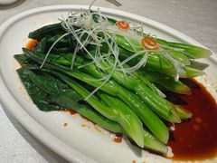 -炆艺乳鸽·煲仔饭大排档(望京来广营店)