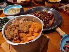 -有红鸡毛店·川菜(建设路店)