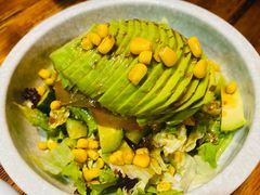 牛油果沙拉-平川日本料理