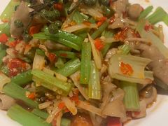 -雀蓝川菜(奥体广场店)