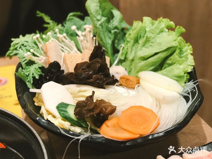 呷哺呷哺(数码大厦店)经典蔬菜拼盘图片 - 第1张