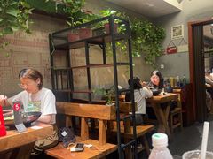 -万记麻辣烫国展总店