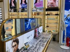 -世纪大明眼镜·蔡司战略授权店(汉街店)