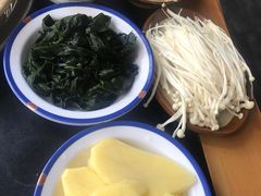 -王婆乔鲜鱼自助火锅(蜀汉路店)