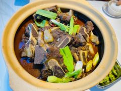 -石牌岭小亮蒸虾•湖北老字号(左岭店)