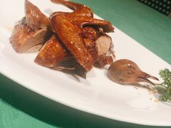 桂花乳鸽皇-誉八仙茶室酒楼(新天地店)
