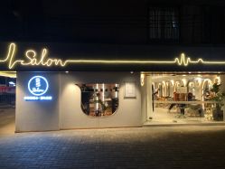 -苏豪路易士·嘉玛发廊