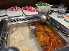 -海底捞火锅鲜切牛肉主题店(长寿路店)