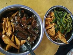 -十一街苍蝇馆子转经消江湖菜(九眼桥十一街店)