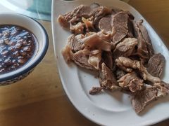 -东北菜冰城一家人