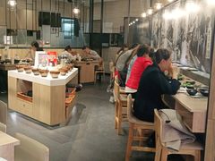 -呷哺呷哺(新世界百货望京店)