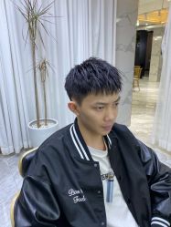 点击看大图 -辛格·潮沙龙