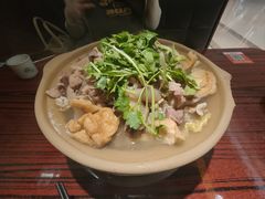 三绝鲜汤牛杂煲-沙胆彪炭炉牛杂煲(上海日月光广场店)