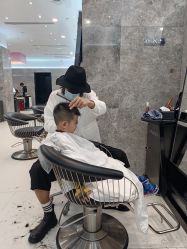 -TONI&GUY