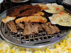 -鹤江桥·红油牛肉粉(SKP店)