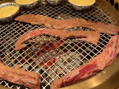-铭牛烧肉·和牛海鲜自助(高新月牙湖店)