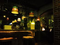 -城墙外BAR