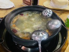 -濠轩阁特色生蚝火锅(水湾路店)