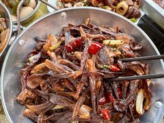 -丹水桥地锅鱼·翘嘴鲌·地方特色全鱼宴(丹江口大坝店)