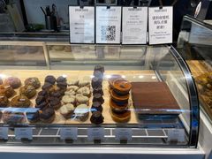 面包甜点陈列柜-DRUNK BAKER(上海陕康里店)
