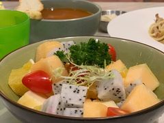 鲜果沙律-SimplyTimes鎏金食堂