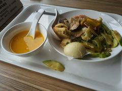 -感恩心素食馆(百世广场店)