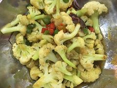 -鲁班小馆(政四街店)