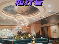 -华凌牛庄西餐厅(乌鲁木齐华凌美爵大饭店)