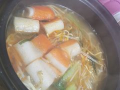 -云水越米线·辣哆辣(青岛店)