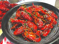-肥肥虾庄·金牌油焖大虾(汉街SKP店)
